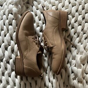 Eileen Fisher Tan Oxford Shoes, Size 8